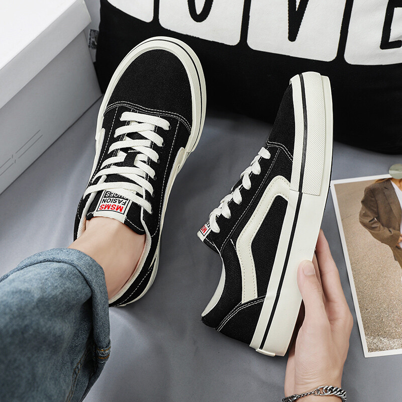 Karšti klasikiniai juodi vyriški drobiniai batai madingi suvarstomi vyriški vulkanizuoti batai, orui pralaidūs riedlentė, drobiniai sportbačiai, vyras Espadrille