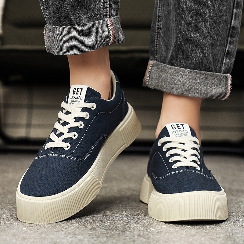 Vīriešu audekla kedas Trend slidu apavi Studentu platforma sporta apavi ar zemu augšdaļu Teniss vīriešu apavi Zapatillas Informales