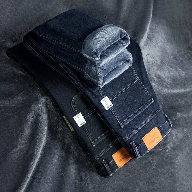 Žieminiai korėjietiški šukuoti džinsai, skirti vyriškoms pastorintoms šiltoms elastingoms plonoms, patogioms tiesioms džinsinėms kelnėms