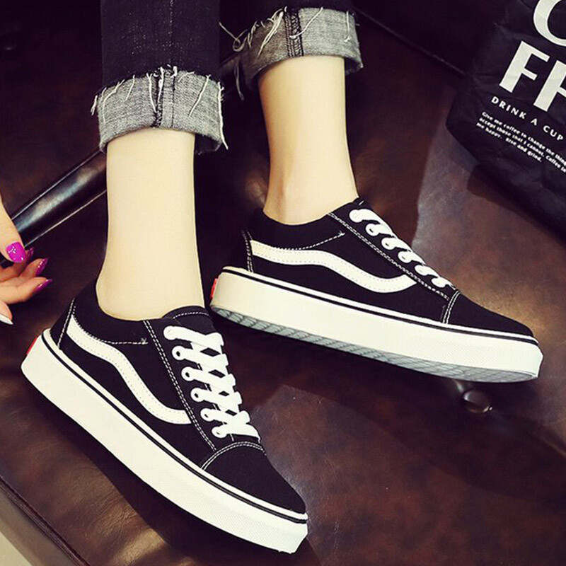 Drobiniai sportbačiai, moteriški plokštumai, batai pavasario rudeniui, platforminiai batai, moteriški suvarstomi sportbačiai, moteriški vulkanizuoti batai