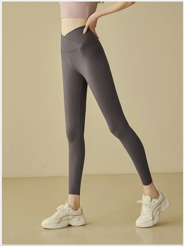 Kryžminio juosmens nuogas jogos kelnės moterims aukštu juosmeniu, pakeliančiu klubus, prigludusius bėgimo pratimus Sporto kelnės Ryklio kelnės Kelnės Sporto salė