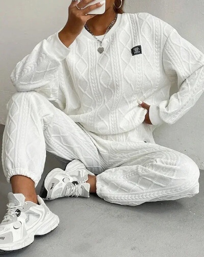 Įprasti dviejų dalių komplektai, moteriški kostiumai, 2024 m. rudens ir žiemos gatvės apranga, naujas džemperis ilgomis rankovėmis apvaliu kaklu ir Y2k kelnių kostiumas