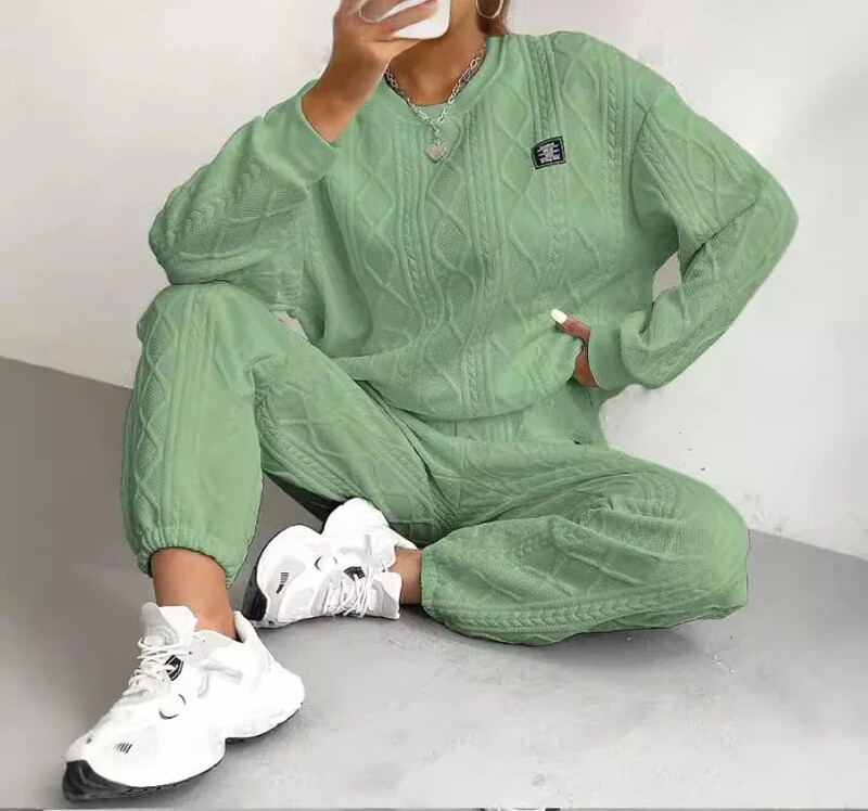 Įprasti dviejų dalių komplektai, moteriški kostiumai, 2024 m. rudens ir žiemos gatvės apranga, naujas džemperis ilgomis rankovėmis apvaliu kaklu ir Y2k kelnių kostiumas