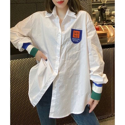 Vakarų stiliaus populiarūs sujungiami vidutinio ilgio moteriški marškinėliai pavasario rudeniniai nauji laisvalaikio temperamento marškinėliai moterims