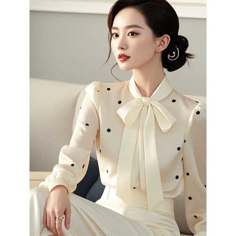 Točkaste leptir izrez Elegantne majice majice Proljeće Jesen Dugih rukava Široka bluza temperamentnog kroja, korejska modna ženska odjeća