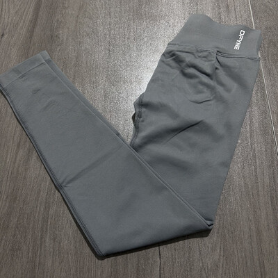 Impact säärised Naiste Curl Up Õmblusteta joogapüksid Kvaliteetsed säärised Madala soonikuga fitnesspüksid Kõrgelt venivad fitnessi säärised