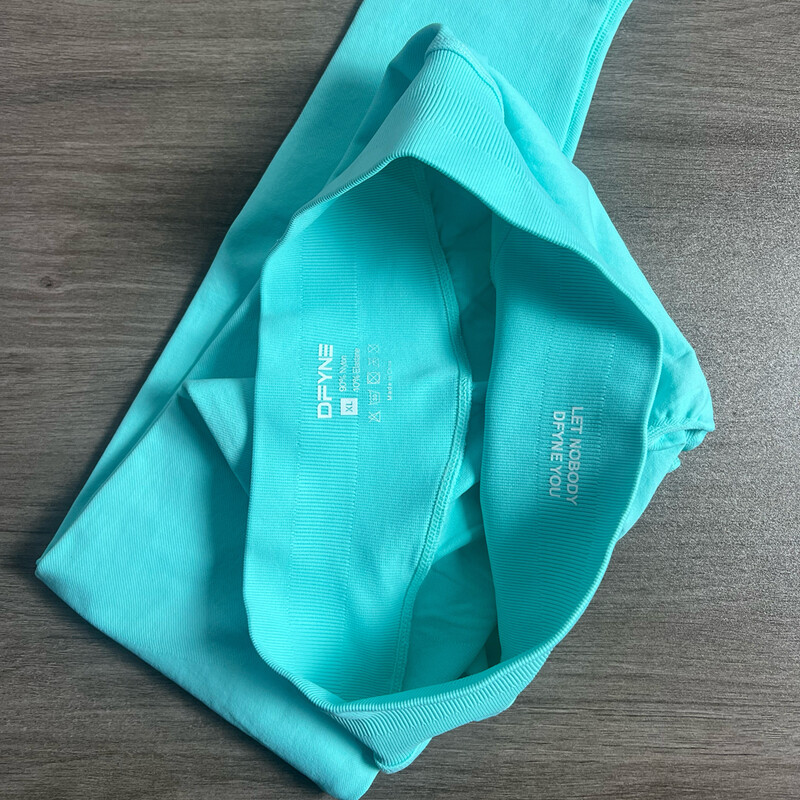 Impact säärised Naiste Curl Up Õmblusteta joogapüksid Kvaliteetsed säärised Madala soonikuga fitnesspüksid Kõrgelt venivad fitnessi säärised