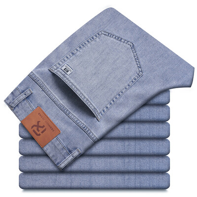 2024 m. pavasaris vasara Vyriški tamprūs džinsai Madingi laisvalaikio plonos džinsinės kelnės Vyriškos mėlynos kelnės Vyriški drabužiai