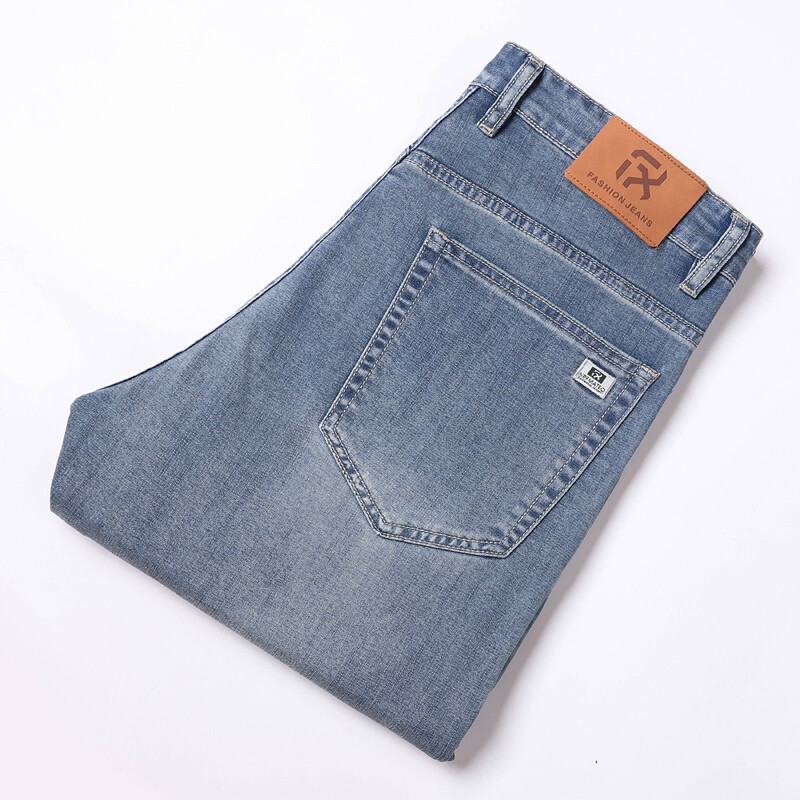 2024 m. pavasaris vasara Vyriški tamprūs džinsai Madingi laisvalaikio plonos džinsinės kelnės Vyriškos mėlynos kelnės Vyriški drabužiai
