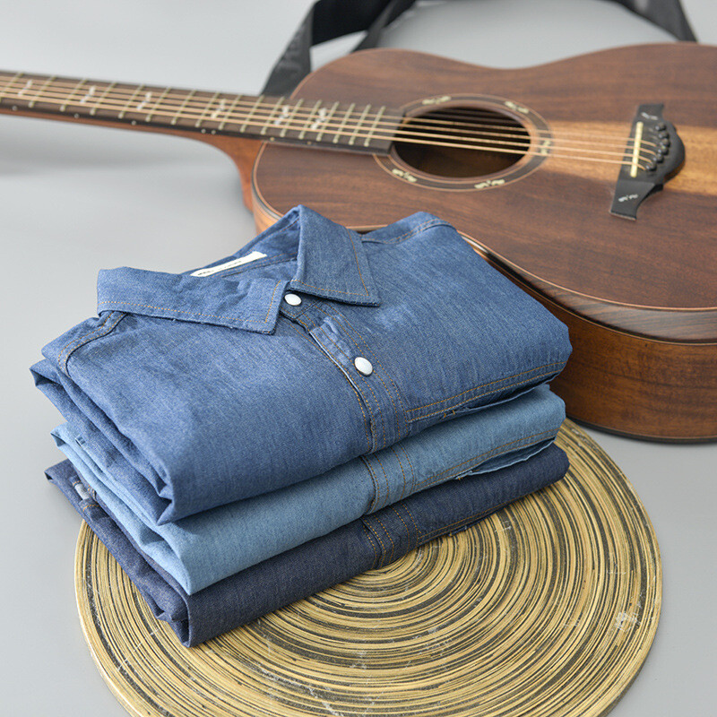 2024 m. pavasario drabužiai Vyriški džinsiniai kišeniniai marškinėliai ilgomis rankovėmis Laisvalaikiai korėjietiški, palaidi sagomis Gatvės apranga Prabangūs Didelio Dydžio Stilingi