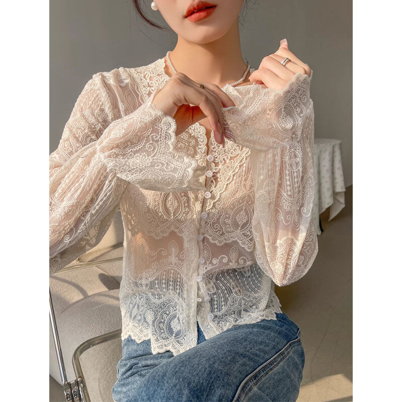 Čipkana izdubljena tanka donja majica Proljeće Ljeto Nova V izrez Jednobojna perspektivna modna majica Seksi elegantna ženska odjeća