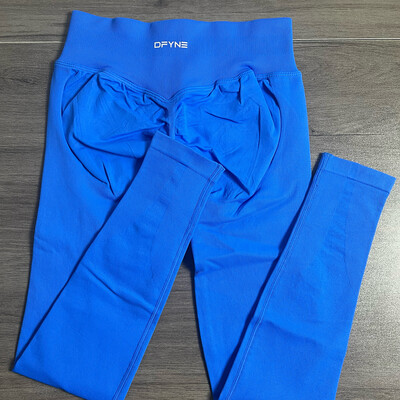 Impact Antblauzdžiai Moteriškos susirangiusios besiūlės jogos kelnės Aukštos kokybės antblauzdžiai sportinės kelnės su mažais briaunomis Ištemptos fitneso pėdkelnės