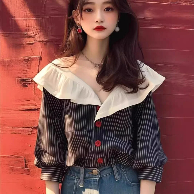 2024. gada agrā rudens jauna NicheDesign SensibilityTopPetite unikāls melnbalts svītru krekls, kas samazina vecumu lelles apkakle ar pogu