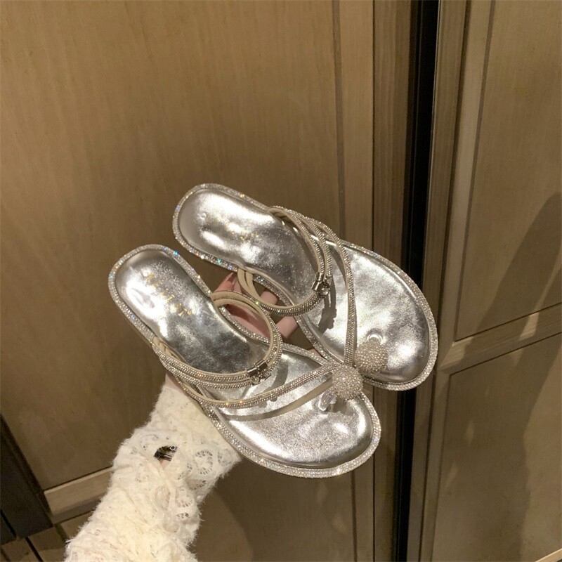 2024 suve uued prantsuse kahesuunalised sandaalid naiste sussid kristallidega plätud pidulikud rooma sussid naistele suvisteks õuerõivasteks