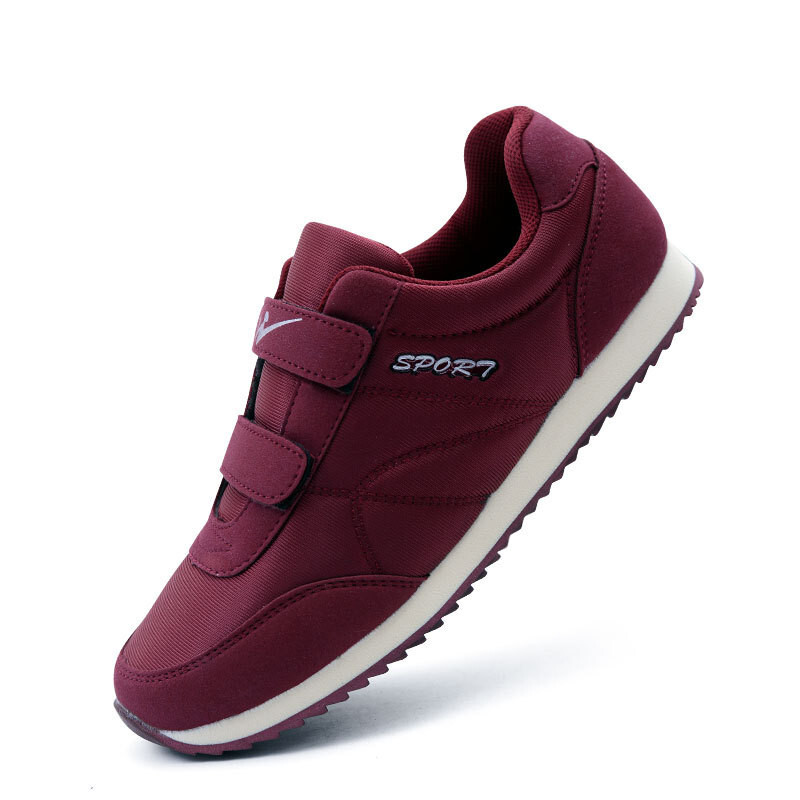 Обувки за ходене за средна и напреднала възраст дамски спортни обувки с меко дъно неплъзгащи се туристически обувки за възрастни родители обувки за възрастни четири сезона