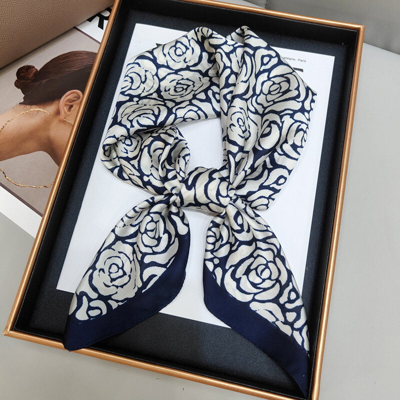 Vasaras maza kvadrātveida šalle 70*70 augstas kvalitātes universāla imitācijas zīda šalle sieviešu 70 cm kvadrātveida šalle