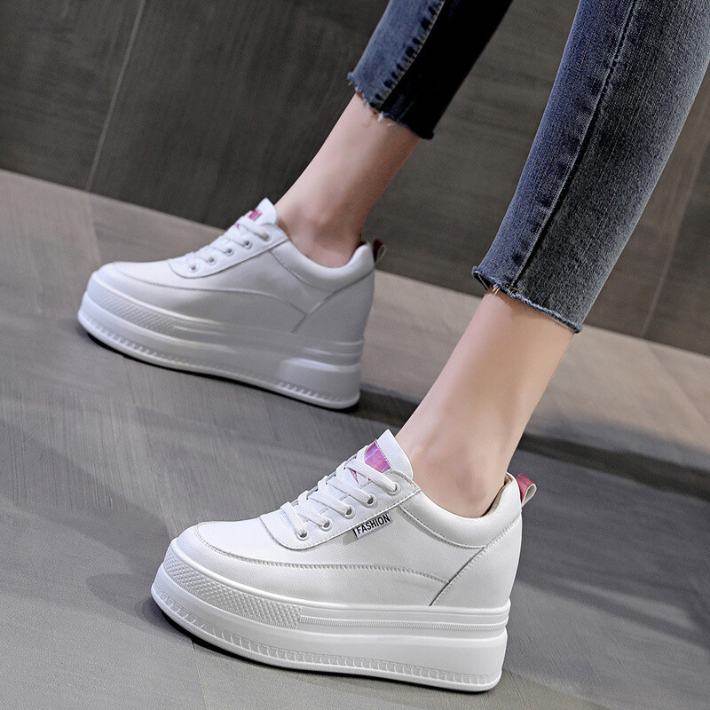 2025 нови дамски обувки с дебела подметка на платформа, повишаващи височината, мрежести бели обувки, ежедневни спортни обувки, дамски обувки