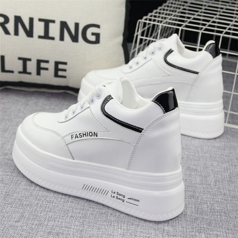 Увеличаващи вътрешните бели обувки за жени 2024 г. Универсални стилни, тънки пролетни дебели подметки, 10 СМ платформа, спортни ежедневни обувки, единични обувки