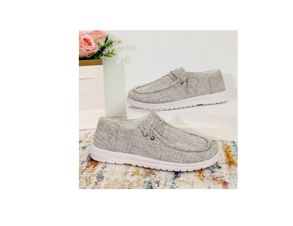 Външна търговия Ежедневни обувки с големи размери за жени 2024 пролет и есен нови европейски и американски мокасини с плоско дъно и ниска горна част за жени