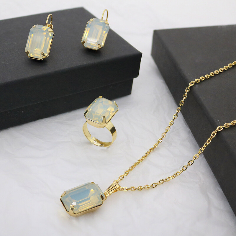 Нов висок клас лек луксозен стил, модерен многоцветен квадратен пръстен с циркон, обеци, висулка, колие Комплект от три части