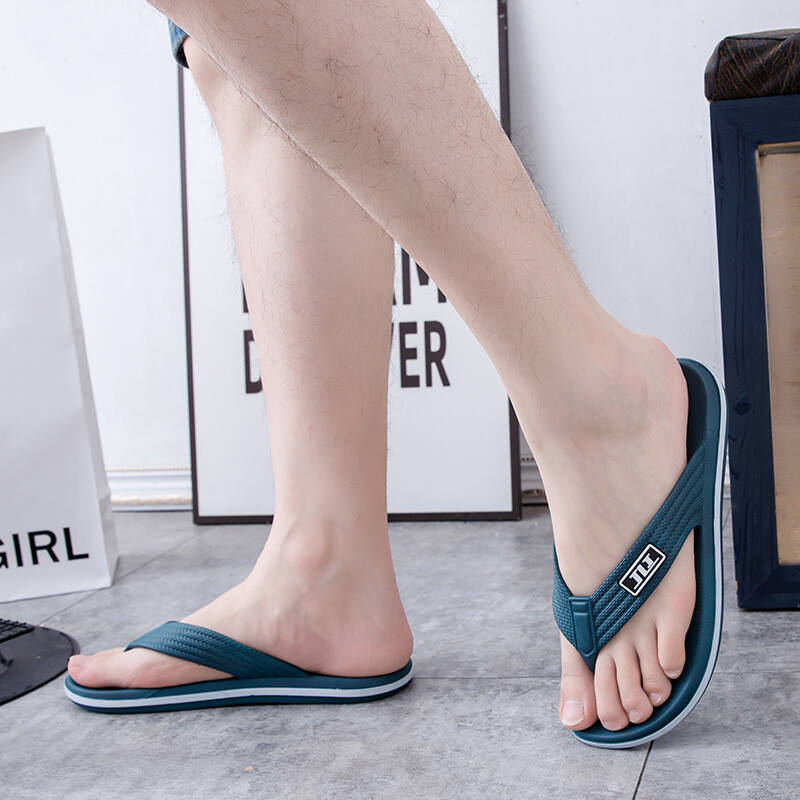 Flip-flops pentru bărbați noua vară poartă sandale anti-alunecare cu deodorant, la modă, șlapi casual, sandale de plajă