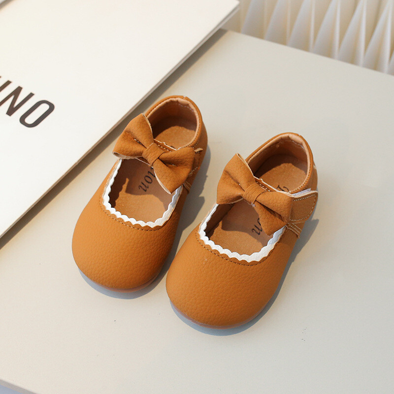 Pavasario ir rudens išpardavimas Naujo stiliaus batai mergaitėms Princess Neslystantis minkštas padas Maži ir vidutiniai vaikiški batai kūdikiams mažiems vaikams odiniai batai vaikams