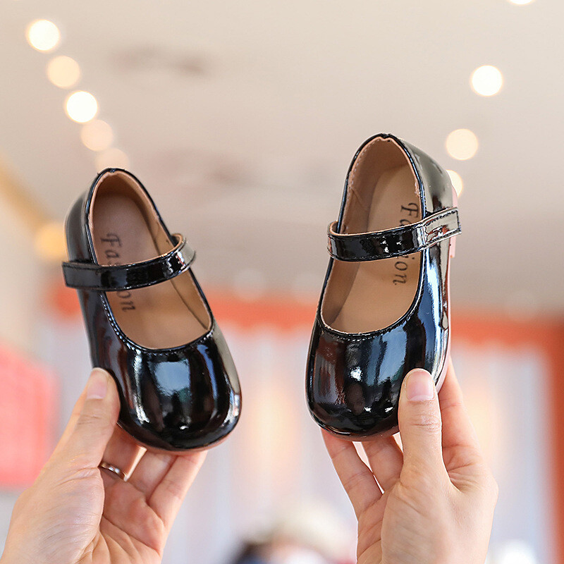 Pavasario ir rudens išpardavimas Naujo stiliaus batai mergaitėms Princess Neslystantis minkštas padas Maži ir vidutiniai vaikiški batai kūdikiams mažiems vaikams odiniai batai vaikams