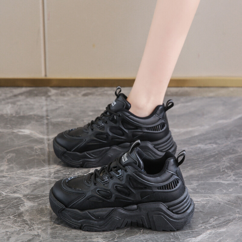 Дамски обувки Daddy 2024 нови летни нови ежедневни обувки дамски обувки с малки кожени повърхности леки спортни обувки с дебело дъно