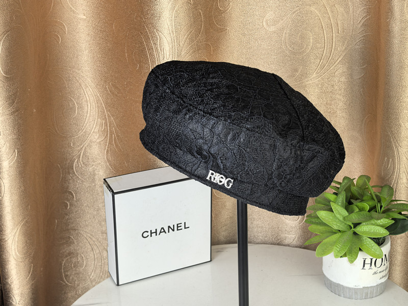 Stil coreean, plasă nouă de dantelă, pălărie cu beretă roșie pentru femei, temperament de primăvară și toamnă, față universală, pălărie mică de artist de modă respirabilă