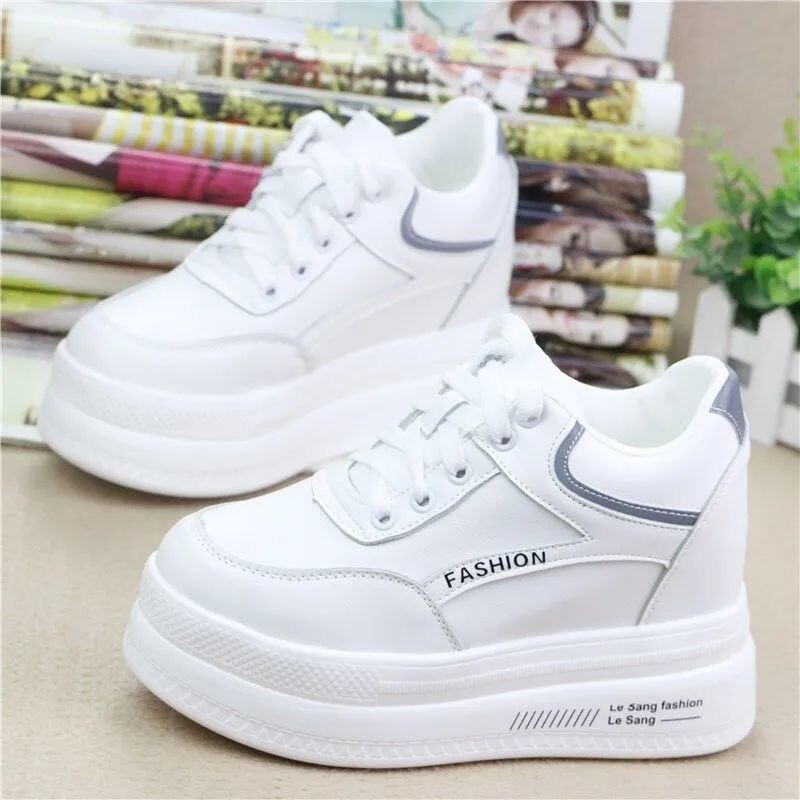 Дебели подметки с 10 см увеличение на височината бели обувки за жени 2024 лято нови тънки ежедневни спортни обувки бели трансгранични