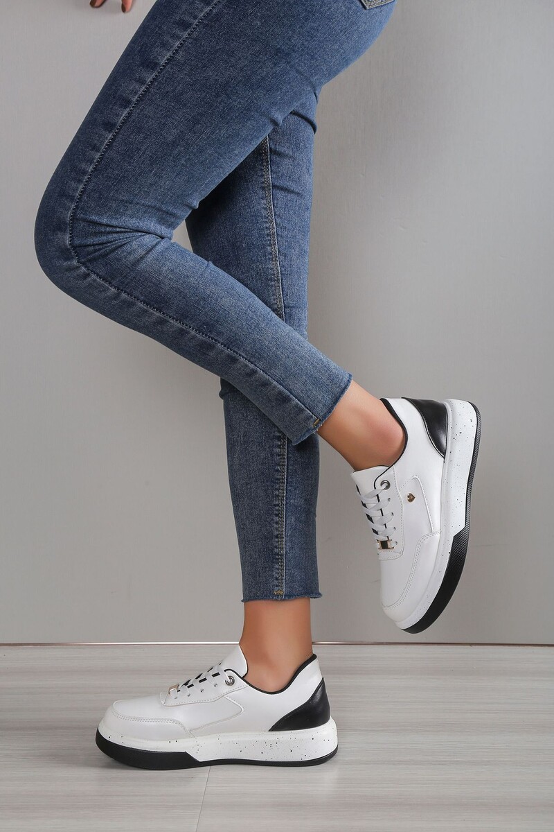 Európske a americké letné nové veľké jednotlivé topánky pre ženy, cezhraničné okrúhle špičky s hrubým dnom, ležérne dámske viskózové topánky, zahraničný obchod, dámska obuv, veľkoobchod