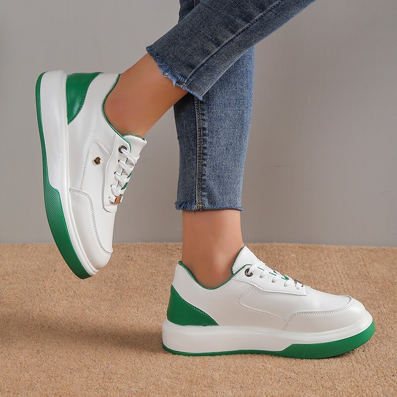 Európske a americké letné nové veľké jednotlivé topánky pre ženy, cezhraničné okrúhle špičky s hrubým dnom, ležérne dámske viskózové topánky, zahraničný obchod, dámska obuv, veľkoobchod