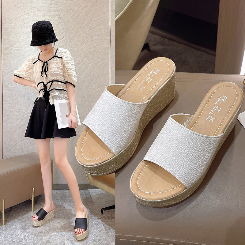 Нов корейски стил голям размер кожени чехли с клиновиден ток Дамски джапанки с висок ток Платформа с дебело дъно Дамски сандали на едро
