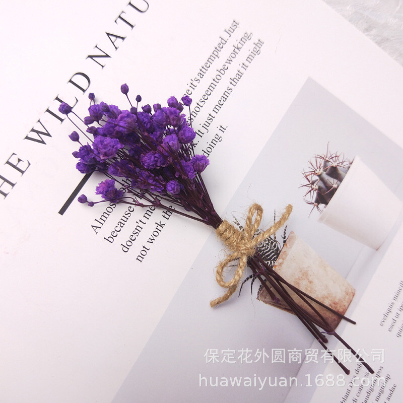 Мини букет от изсушени цветя Декорация от рози Подаръчна кутия Декорация на картички Направи си сам Материали Фотографски реквизит Подарък за цветя