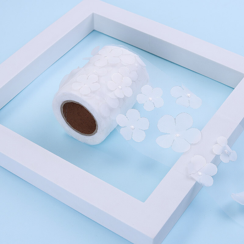 Tiesioginis gamyklos trimačių siuvinėjimo su daugiamačiu taškiniu gradientu tiekimas, gėlė, juostelė, tiulio medžiaga, 10 jardų ilgio juosta