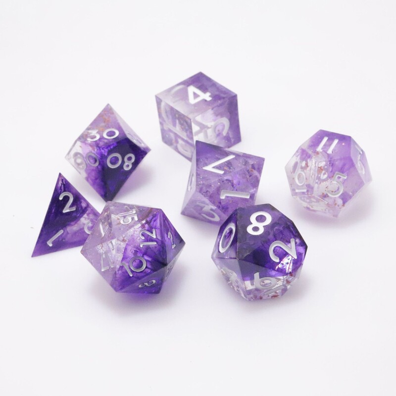 Resin dice DND настолна игра Dungeons and Dragons COC run group TRPG Cthulhu multi-faceted D4-D20 set 7 tablets