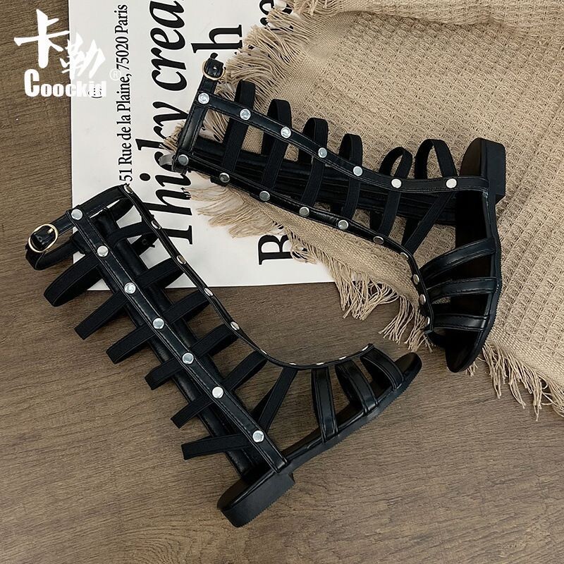 Интернет сандали за знаменитости за момичета Римски обувки Нов стил сандали за малко момиченце модерни детски плажни обувки с отворени пръсти на принцеса модерни