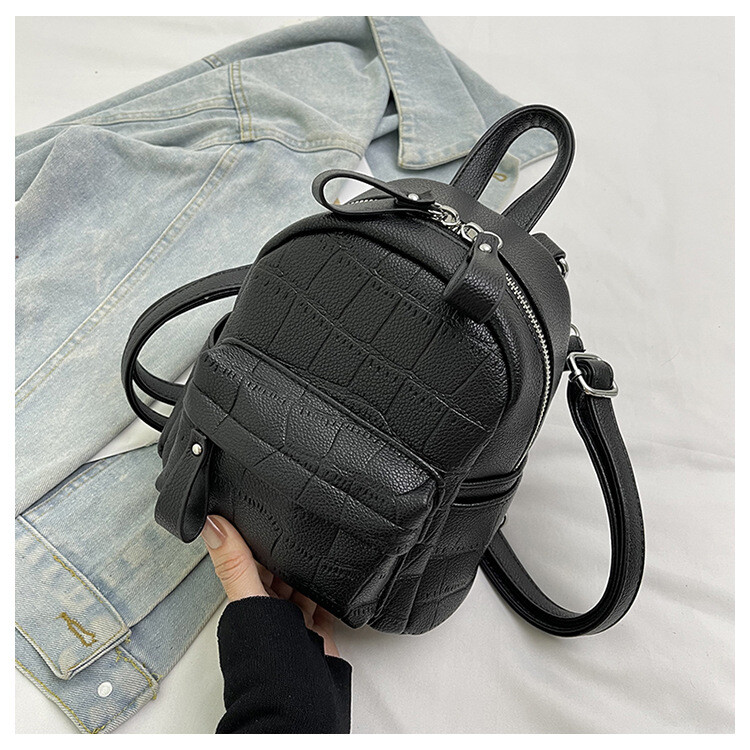 Hátizsák Női hátizsák 2024 Új koreai stílusú krokodilmintás retró divatos válltáska, mindennapi iskolatáska