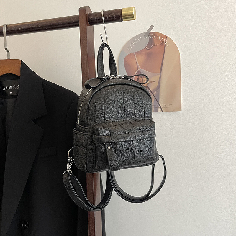 Hátizsák Női hátizsák 2024 Új koreai stílusú krokodilmintás retró divatos válltáska, mindennapi iskolatáska