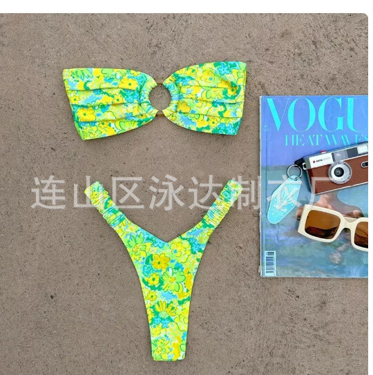 2023 új spot európai és amerikai külkereskedelmi nyomtatott bikini, szexi hasított fürdőruha, többszínű fürdőruha