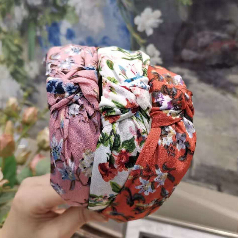 Νέα κομψή γυναικεία κορδέλα μαλλιών για όλες τις χώρες, ευέλικτα αξεσουάρ μαλλιών για εξωτερικούς χώρους με λουλουδάτα μοτίβα, χαριτωμένη κορδέλα μαλλιών με φαρδύ γείσο σε στυλ δάσους νεράιδων, κλιπ μαλλιών για γυναίκες