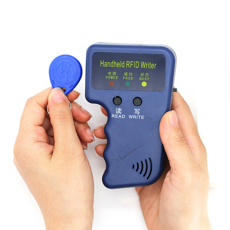 125 kHz zemfrekvences ID karšu kopēšanas iekārta, karšu atslēgu piekariņš, piekļuves kontrole, lifts, noma, apmeklējumu karšu kopēšanas iekārta