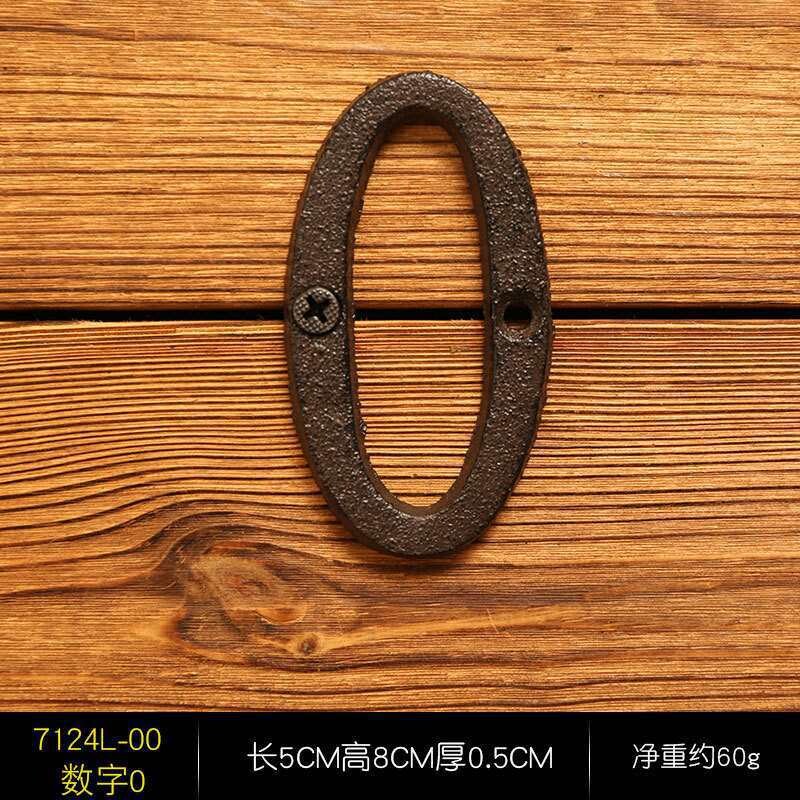 Didmeninė prekyba ketaus sieninėmis raidėmis, kabančiais retro arabiškais skaitmenimis, baro geležine stalo dekoracija su raidėmis, modelių kambarys