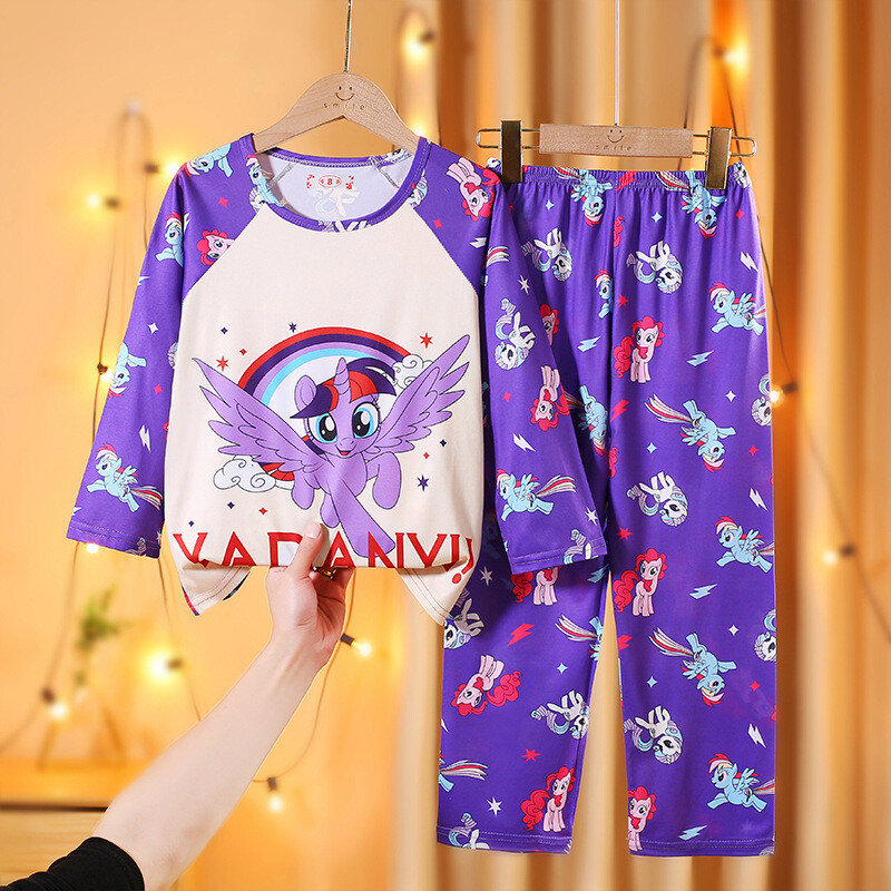 Vaikiški oro kondicionierių kostiumai, mergaičių pižamos, kūdikiams skirtos pavasarinės ir rudeninės ilgarankovės kelnės, dviejų dalių kostiumėliai, mažų mergaičių namų drabužiai, vasariniai drabužiai