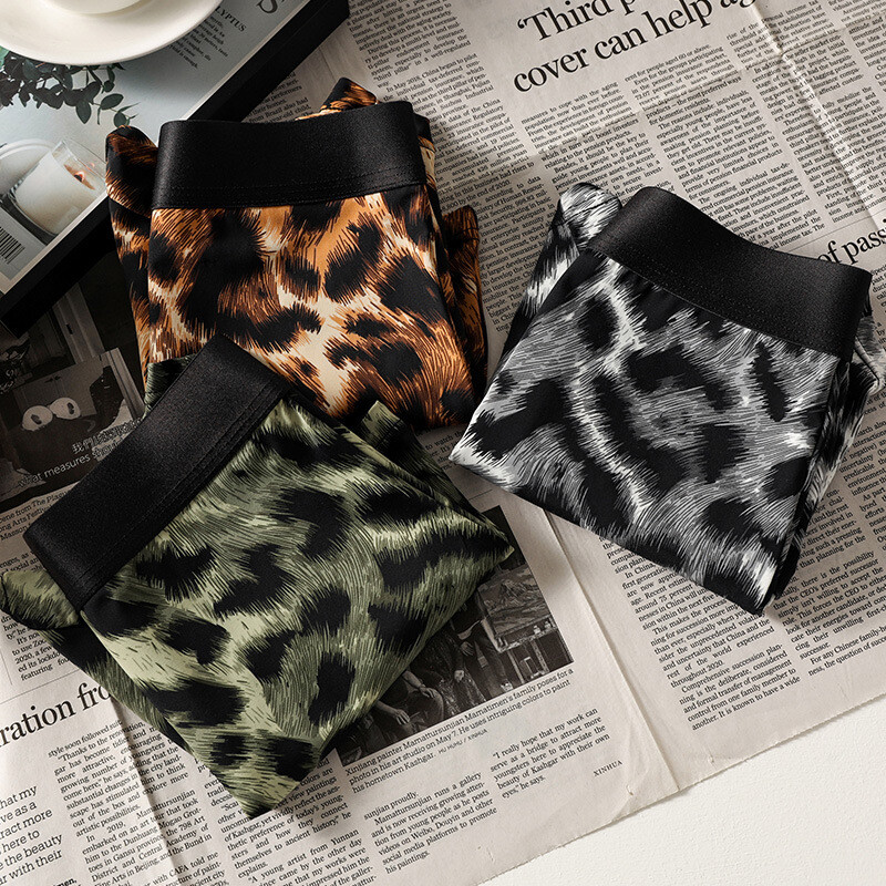 Ανδρικά εσώρουχα από μετάξι Ice με λεοπάρ μοτίβο, αναπνεύσιμα καλοκαιρινά λεπτά μποξεράκια, μοντέρνα σέξι σορτς με μέση, μοντέρνα τυπωμένα σορτς