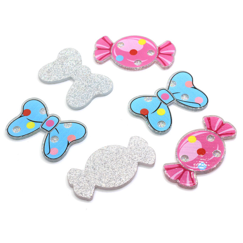 „Pasidaryk pats“, saldainių juostelė, rankų darbo plaukų segtukų lėkštutė, 10 vnt. papuošalų medžiagos, mobiliojo telefono dėklas, kreminis lopas, klijai, aksesuarai