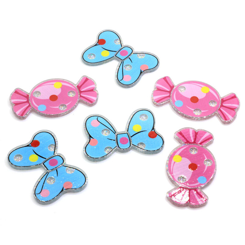 „Pasidaryk pats“, saldainių juostelė, rankų darbo plaukų segtukų lėkštutė, 10 vnt. papuošalų medžiagos, mobiliojo telefono dėklas, kreminis lopas, klijai, aksesuarai