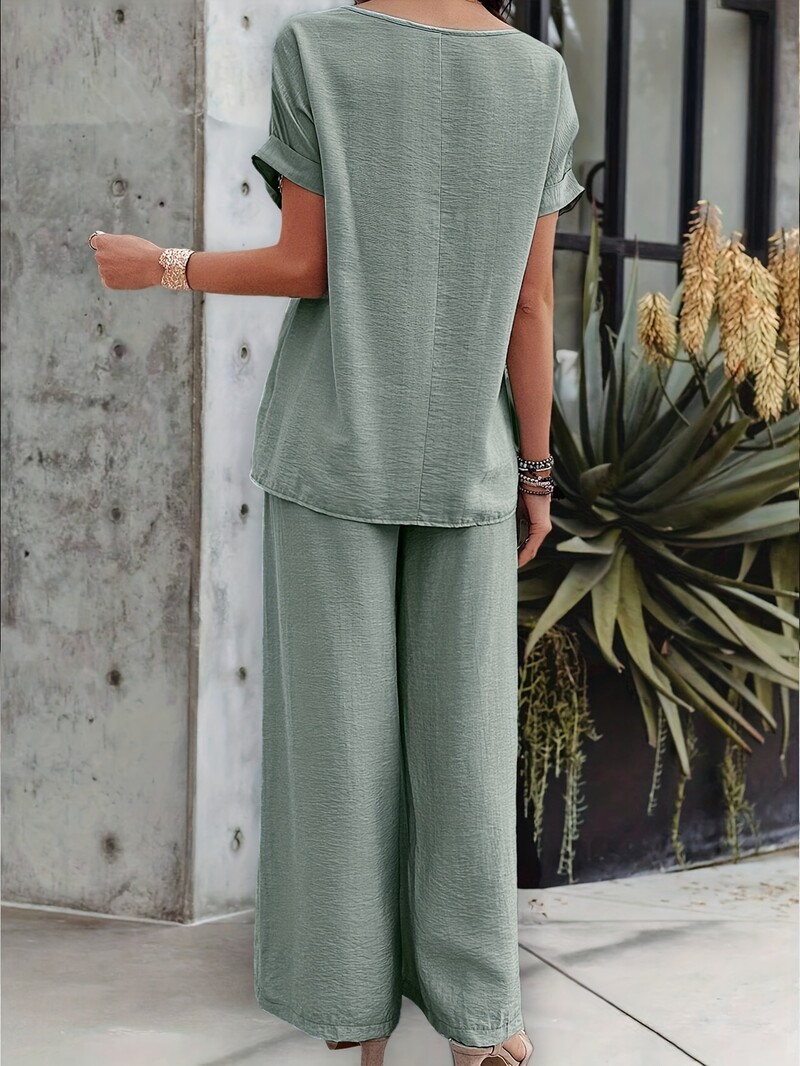 2024 m. naujas, tarpvalstybinio dizaino, vientisos spalvos kostiumas