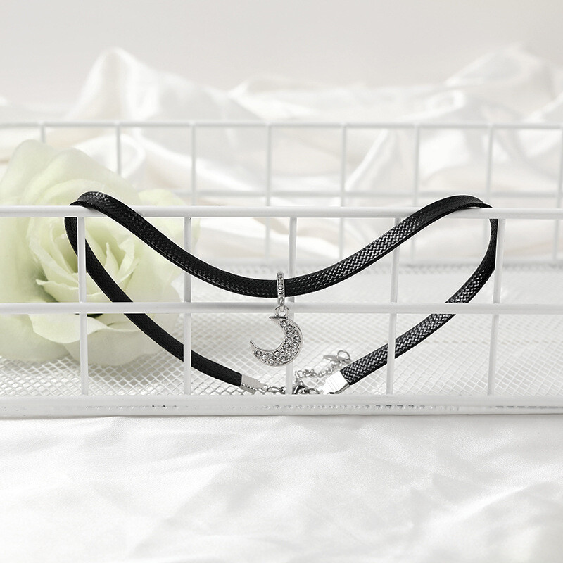 Korejiešu atslēgas kaula un četrlapu ziedu kaklarota sievietēm, svaiga temperamenta kaklarota, zvaigžņu kaklarota, Valentīndienas dāvana, rotaslietas