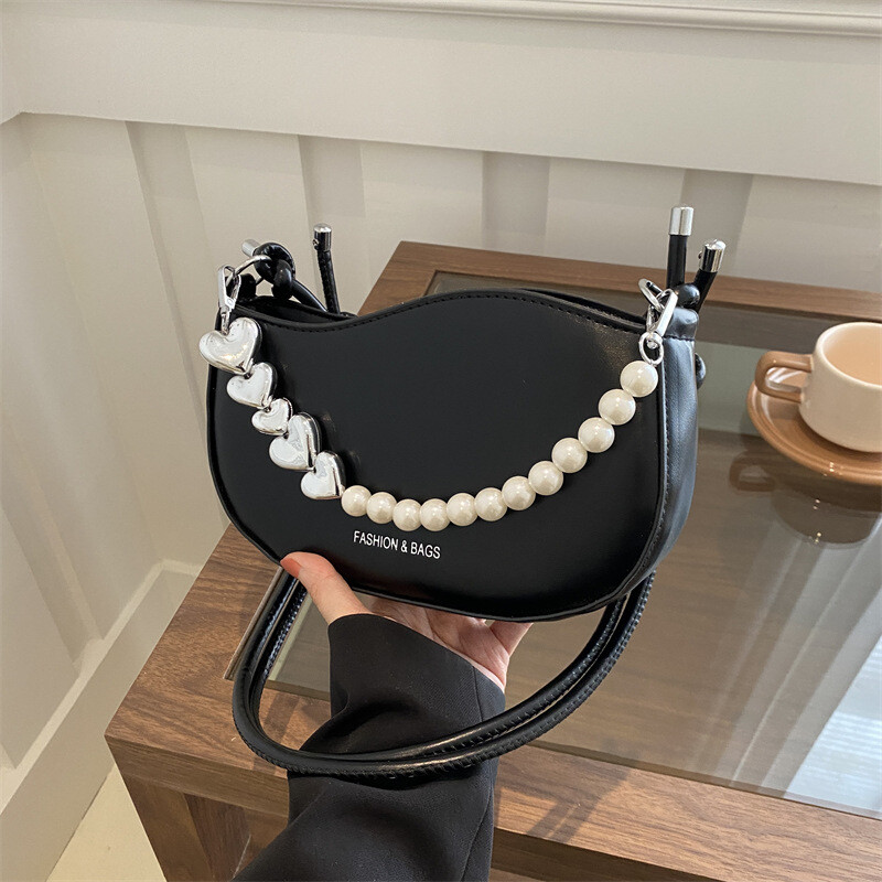 Λεπτή και μοντέρνα μικρή τσάντα ώμου με ανάγλυφη υφή και αλυσίδα από πέρλες για γυναίκες, νέα άνοιξη 2024, ευέλικτη καθημερινή τσάντα ώμου